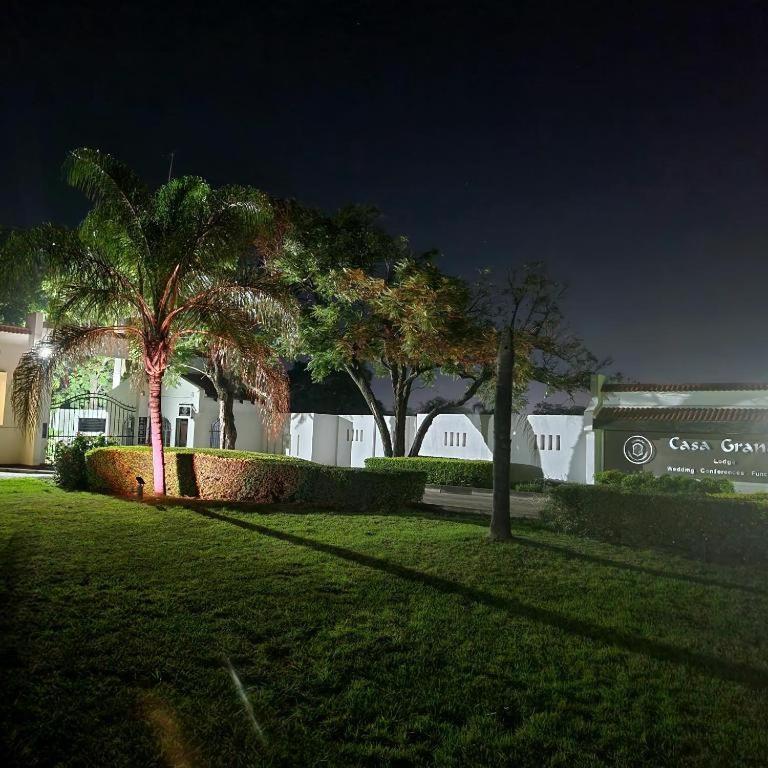 Casa Grande Guest Lodge Brits Buitenkant foto